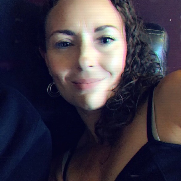 Meet your Posher, Crystal - Picture 1 of 1